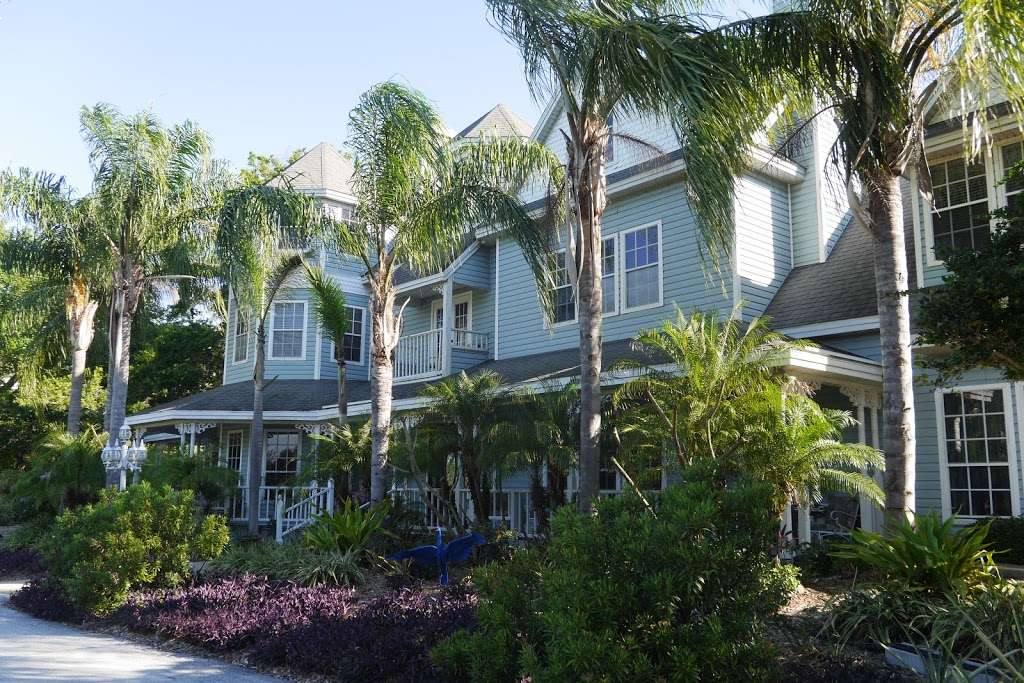 Heron Cay Bed & Breakfast Inn | 495 W Old US Hwy 441, Mt Dora, FL 32757, USA | Phone: (352) 383-4050