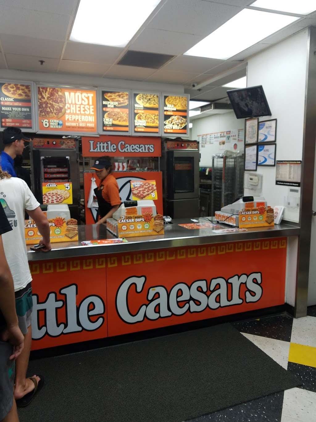 Little Caesars Pizza | 1450 Doris Ave, Oxnard, CA 93030, USA | Phone: (805) 385-3030