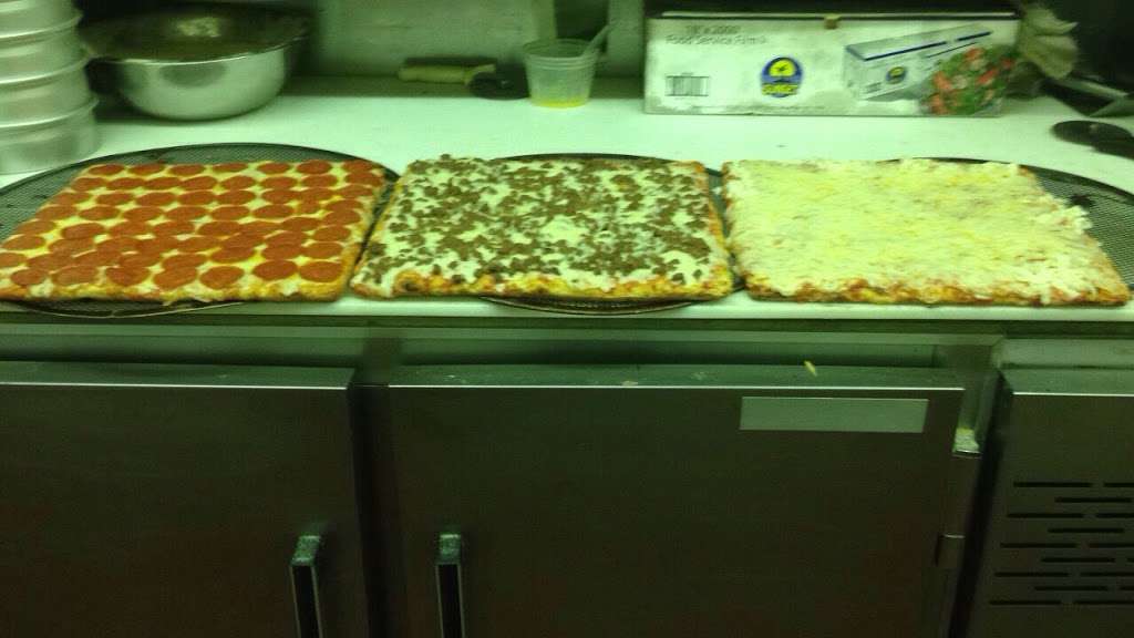 New York Pizzeria | 765 Alter St, Hazleton, PA 18201, USA | Phone: (570) 455-0556