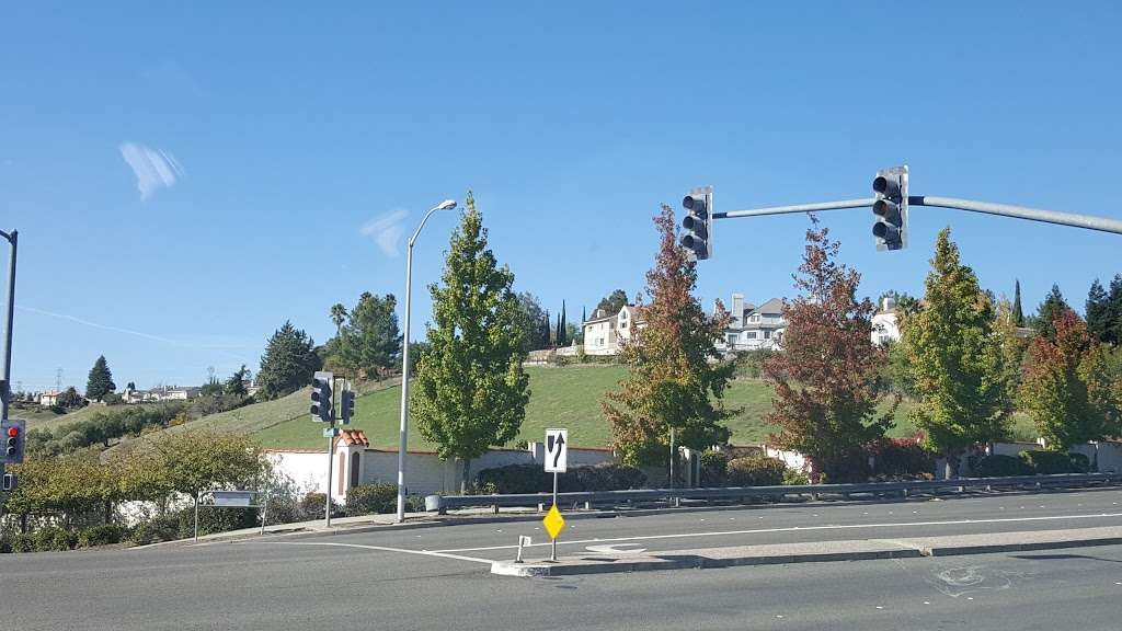 Mission Blvd:Durham Rd | Fremont, CA 94539, USA