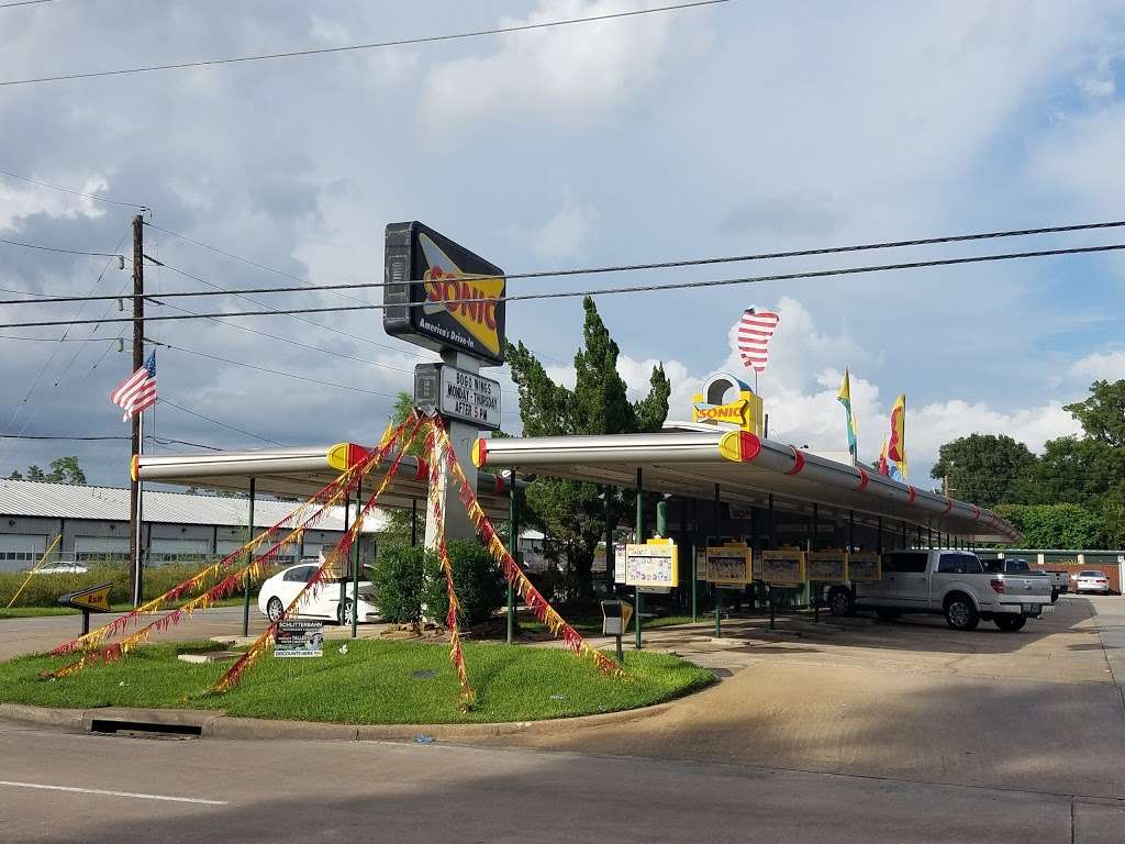 Sonic Drive-In | 25618 Aldine Westfield Rd, Spring, TX 77373, USA | Phone: (281) 528-7762