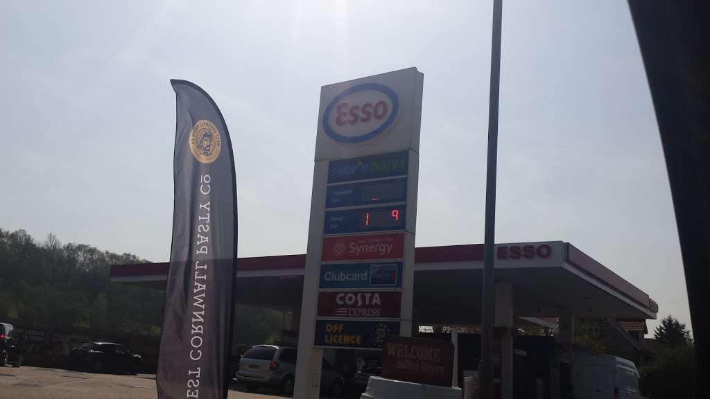 Esso | 77-83 Brighton Rd, Hooley, Coulsdon CR5 3EG, UK | Phone: 01737 555969