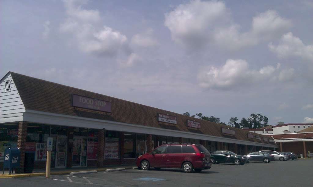 Food Stop Mini Mart | 4820 Boiling Brook Pkwy, Rockville, MD 20852, USA | Phone: (301) 468-1362