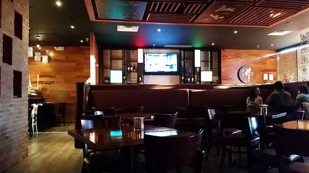 Fo Japanese Bistro | 5081 Waterway Dr, Dumfries, VA 22025, USA | Phone: (703) 680-1888