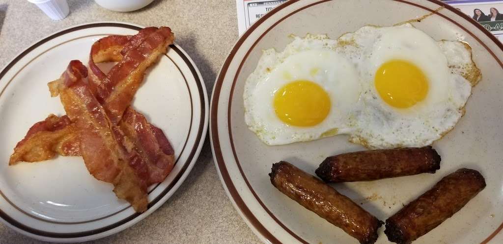 Freeland Diner | 1505 South St, Freeland, PA 18224, USA | Phone: (570) 636-1708