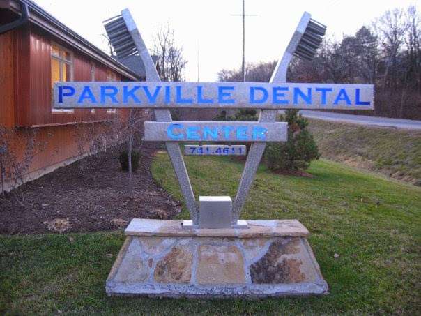 Parkville Dental Center | 6320 Lakecrest Ln, Parkville, MO 64152, USA | Phone: (816) 741-4611