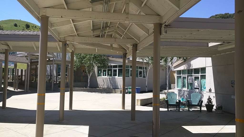 Springhill Elementary School | 3301 Springhill Rd, Lafayette, CA 94549 | Phone: (925) 927-3580