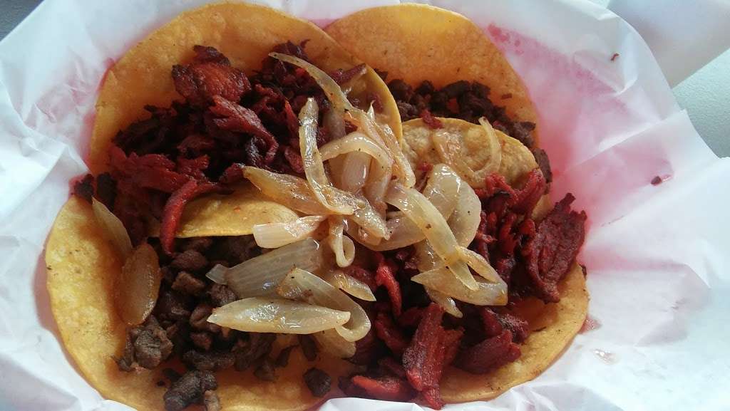 Tacos El Toro #1 | 14939 Woodforest Blvd, Channelview, TX 77530 | Phone: (832) 890-9314