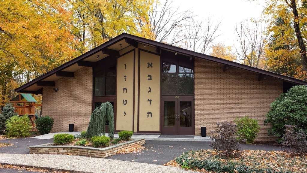 Chabad Jewish Center | 375 Pulis Ave, Franklin Lakes, NJ 07417, USA | Phone: (201) 848-0449
