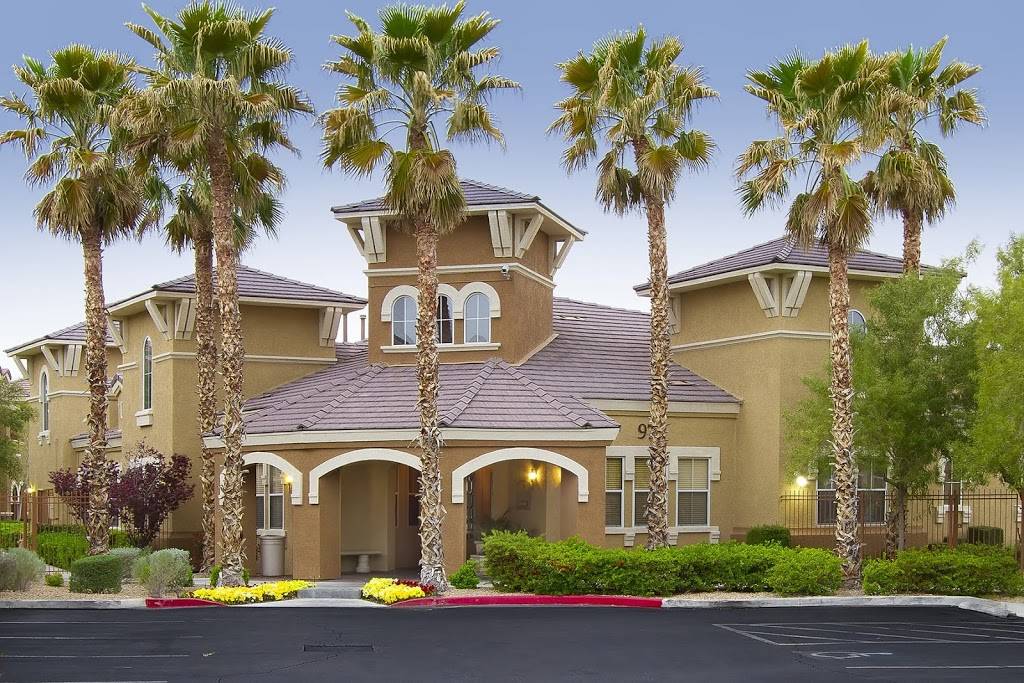 Chateau Calais Apartments | 975 Seven Hills Dr, Henderson, NV 89052, USA | Phone: (702) 617-4350