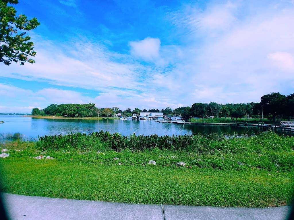 Grantham Pointe | 357-499 S Tremain St, Mt Dora, FL 32757, USA