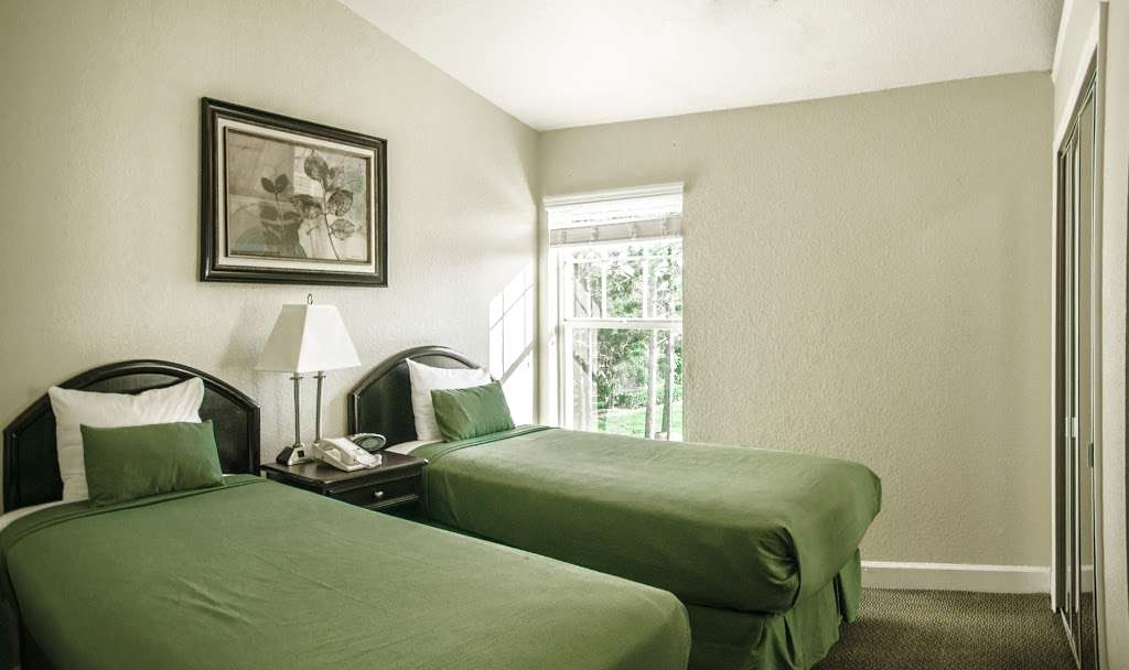 Parc Corniche Condominium Suite Hotel | 6300 Parc Corniche Dr, Orlando, FL 32821 | Phone: (407) 239-7100