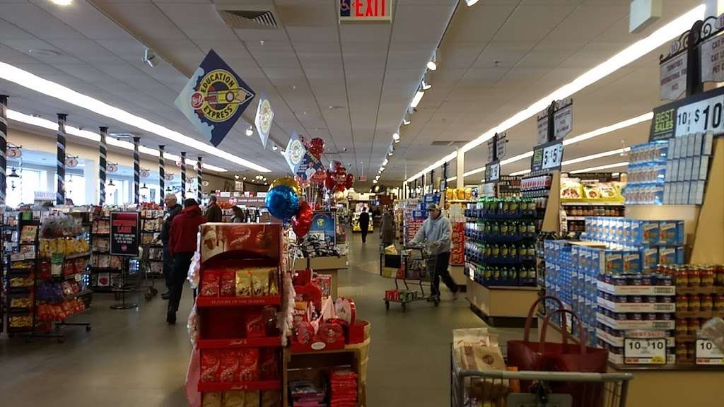 Big Y World Class Market | 348 East Central Street, Franklin, MA 02038, USA | Phone: (508) 553-8705