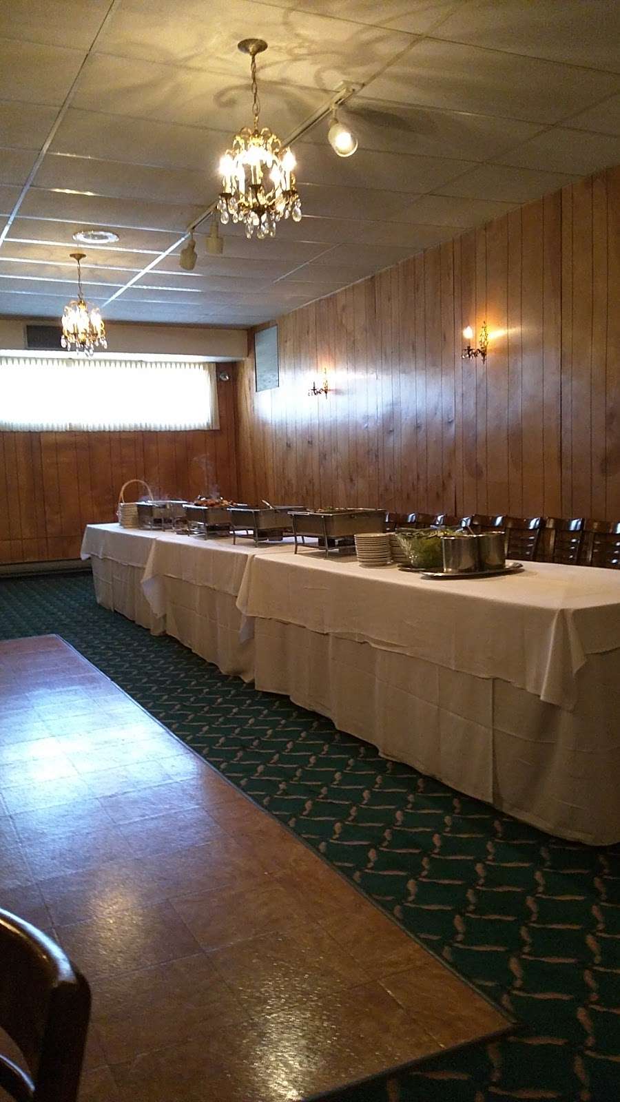 Gramercy Ballroom & Restaurant | 155 S Main St, Pittston, PA 18640, USA | Phone: (570) 655-1111