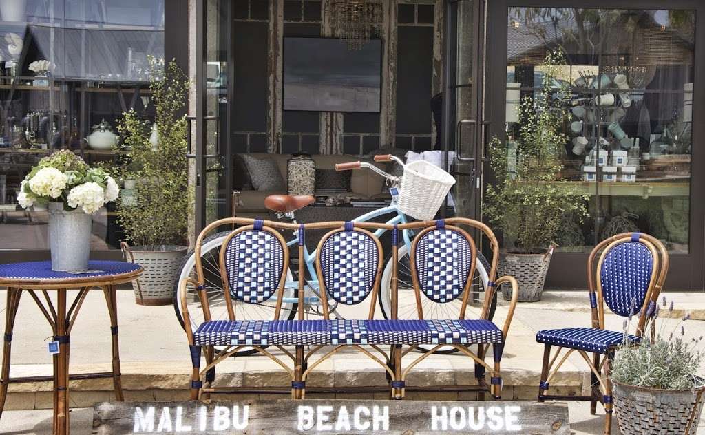 Malibu Beach House | 30745 CA-1 #3, Malibu, CA 90265, USA | Phone: (310) 457-5600
