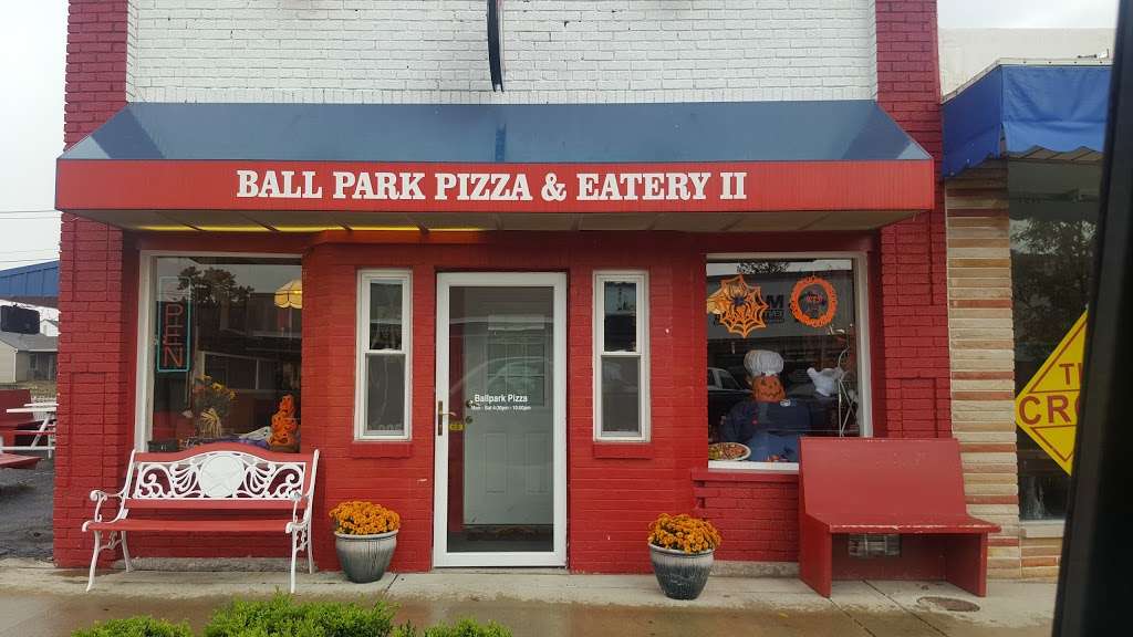Ball Park Pizza | 607 Main St, Beech Grove, IN 46107 | Phone: (317) 789-0059