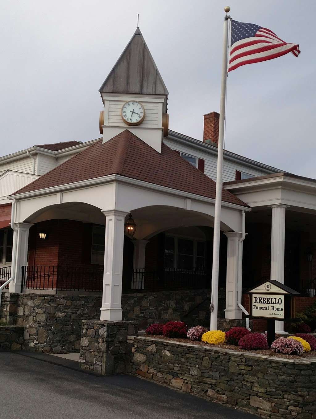 Rebello Funeral Home and Crematory | 901 Broadway, East Providence, RI 02914, USA | Phone: (401) 434-7744