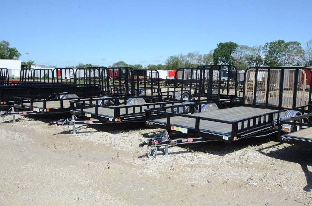 Gene Funks Morris Trailer Sales | 802 E US-6, Morris, IL 60450, USA | Phone: (815) 942-6688