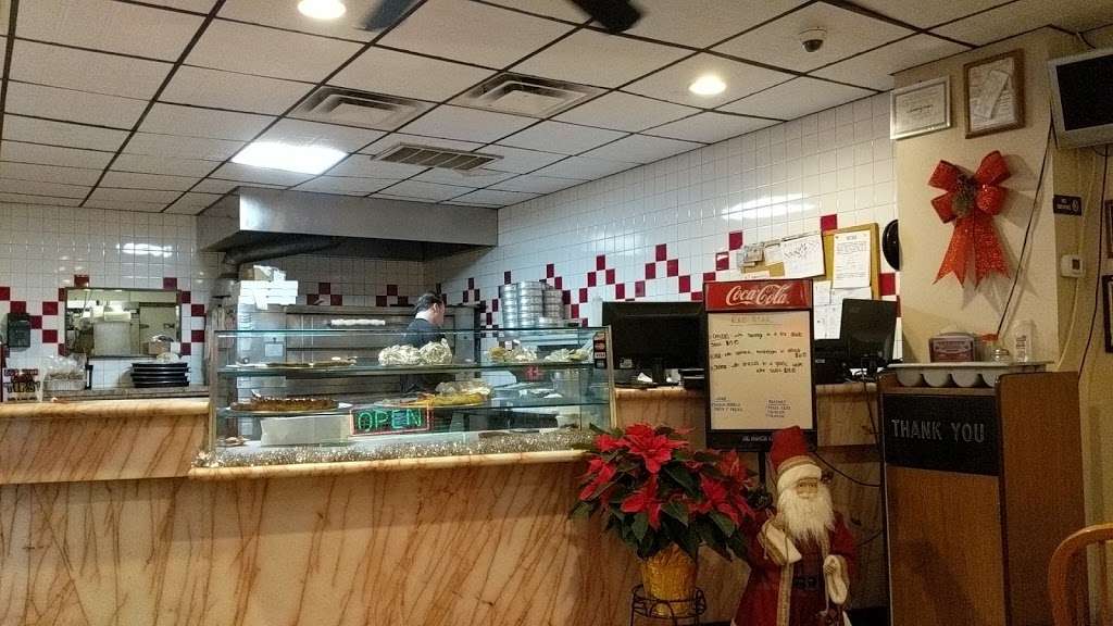 Red Star Pizza 3 Ewing N.J. | 608 Bear Tavern Rd, Ewing Township, NJ 08628, USA | Phone: (609) 406-1600