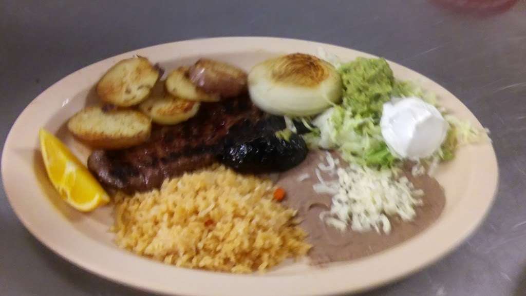 Sofias Mexican Restaurant | 640 E State Rd, Island Lake, IL 60042, USA | Phone: (847) 526-8478