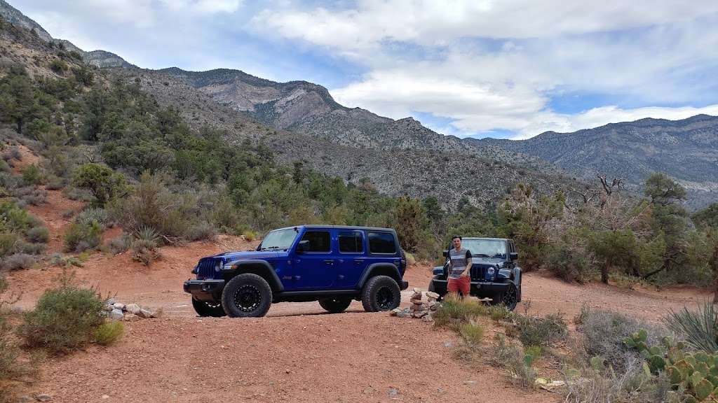 Vegas Jeep Tours | 4055 Dean Martin Dr, Las Vegas, NV 89103, USA | Phone: (702) 674-9070