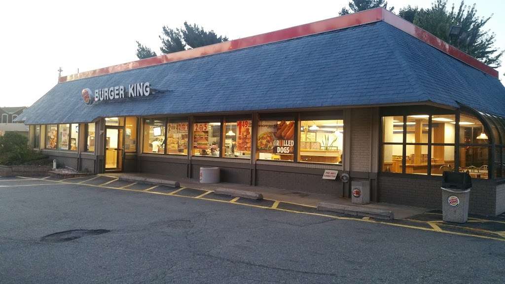 Burger King | 364 McLean Blvd, Paterson, NJ 07514 | Phone: (973) 881-9885