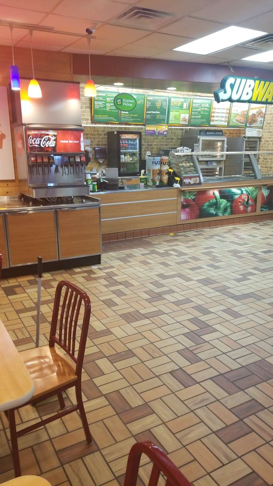 Subway | 8181 S Lancaster Rd, Dallas, TX 75241, USA | Phone: (972) 224-2300