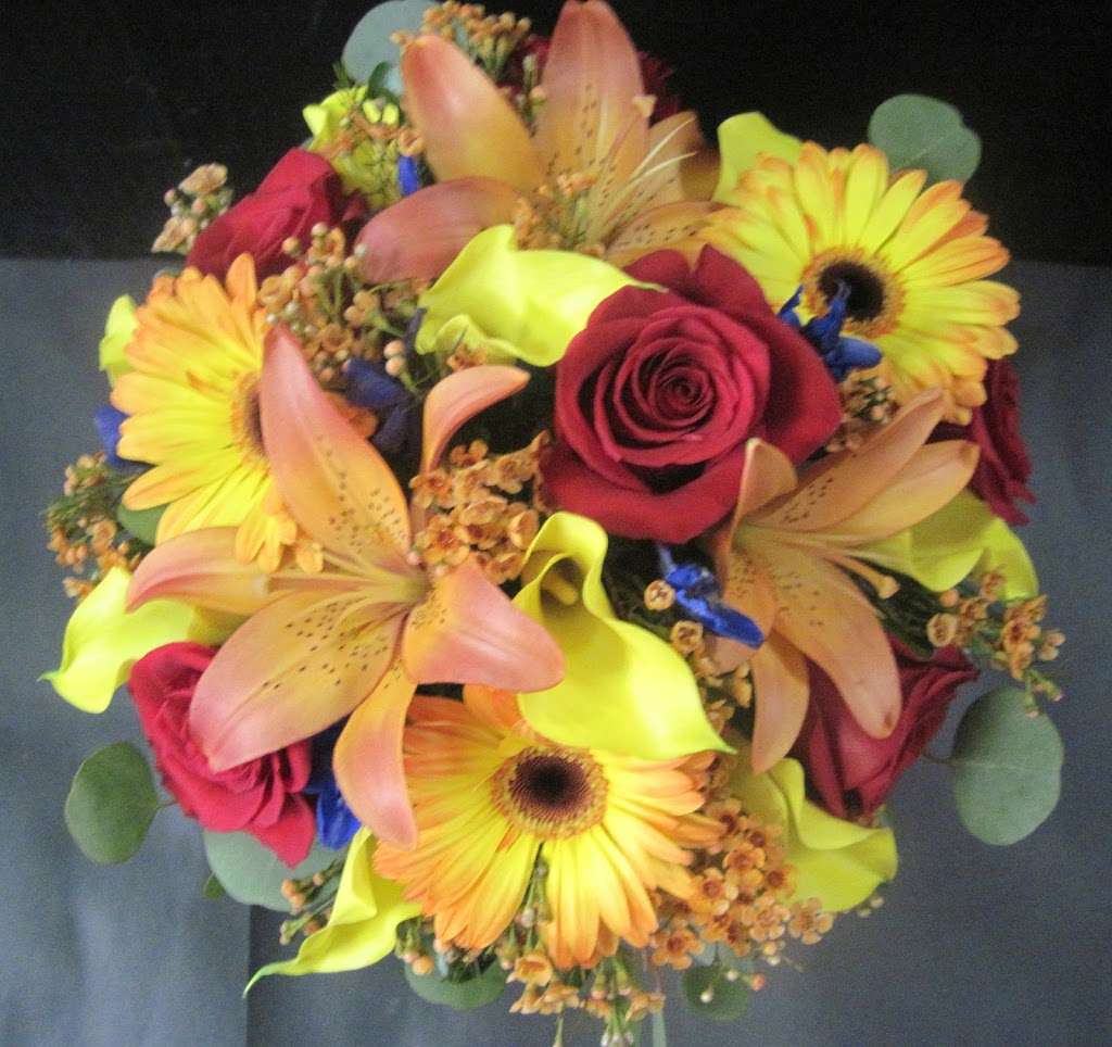 Fire & Ice Florist | 1574 Lakeland Dr, Scott, PA 18433, USA | Phone: (570) 254-6316