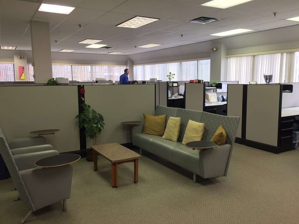 Superior Office Furniture | 4200, 4 Old Newtown Rd, Danbury, CT 06810, USA | Phone: (203) 743-7367