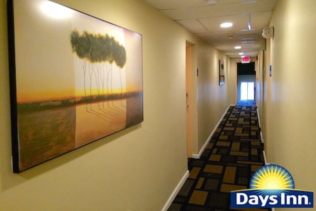 Days Inn by Wyndham Seaside Heights/Toms River | 201 Hiering Ave, Seaside Heights, NJ 08751 | Phone: (732) 375-1023