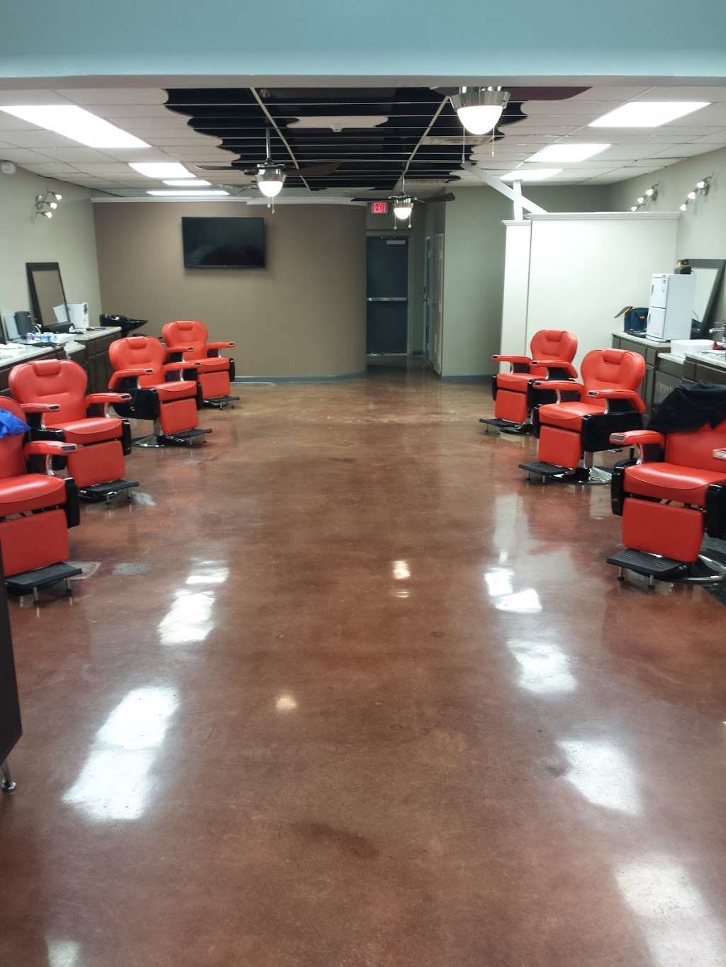 Crisp Cuts & Styles Barber Shop | 7625 Quivira Rd, Shawnee, KS 66216 | Phone: (913) 631-8118