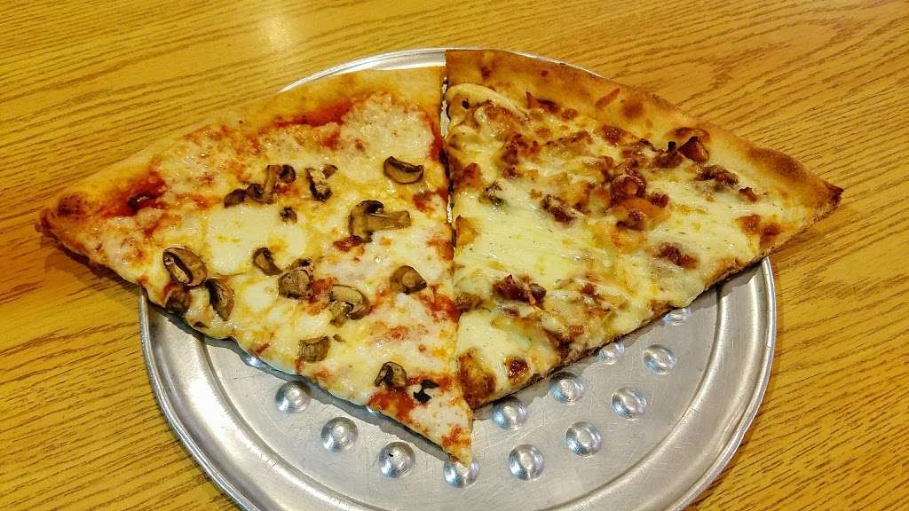Carlos Gourmet Pizza & Pasta | 351 NJ-34, Matawan, NJ 07747, USA | Phone: (732) 583-8000