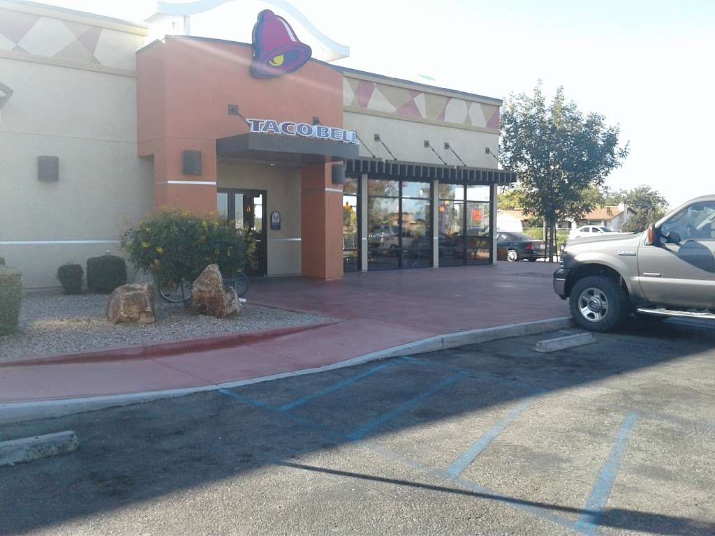 Taco Bell | 14071 Main St, Hesperia, CA 92345, USA | Phone: (760) 956-4728