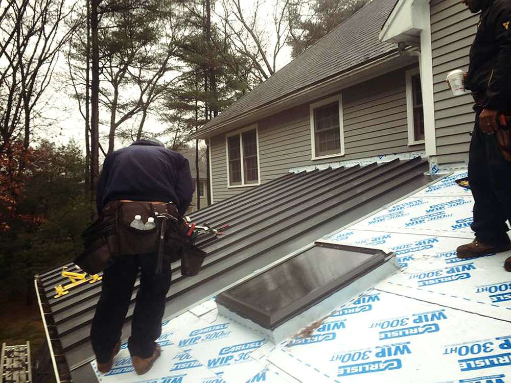 AA Extreme Roofing | 305 Pine St #17, Lowell, MA 01851, USA | Phone: (978) 569-7135