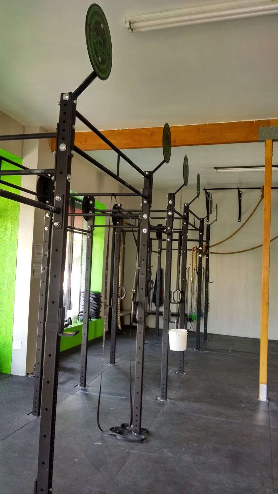 Peak 5 Fitness Home of CrossFit City of Angels | 4228 Melrose Ave, Los Angeles, CA 90029, USA | Phone: (323) 284-8906