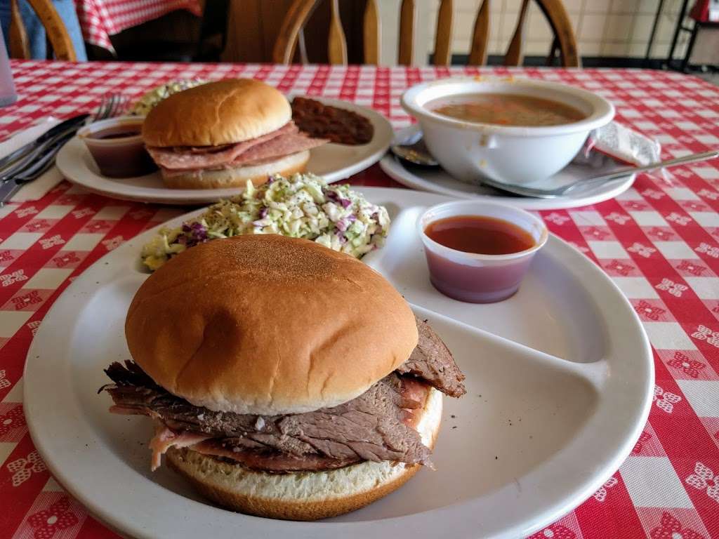 The Wrangler Barbecue | 1644 E Valley Pkwy, Escondido, CA 92027, USA | Phone: (760) 746-2399