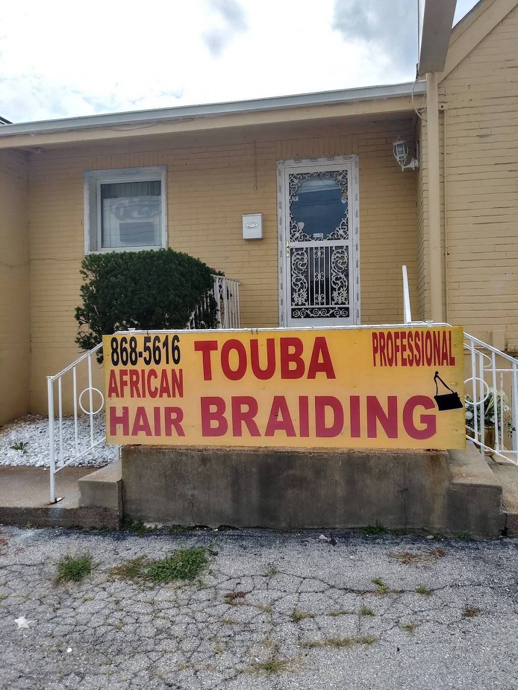 Touba African Hair Braiding | 9922 Halls Ferry Road, St. Louis, MO 63136, USA | Phone: (314) 868-5616