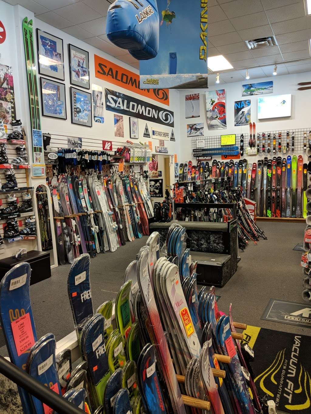 Ski Pro | 1924 W Rio Salado Pkwy, Mesa, AZ 85201, USA | Phone: (480) 962-6910