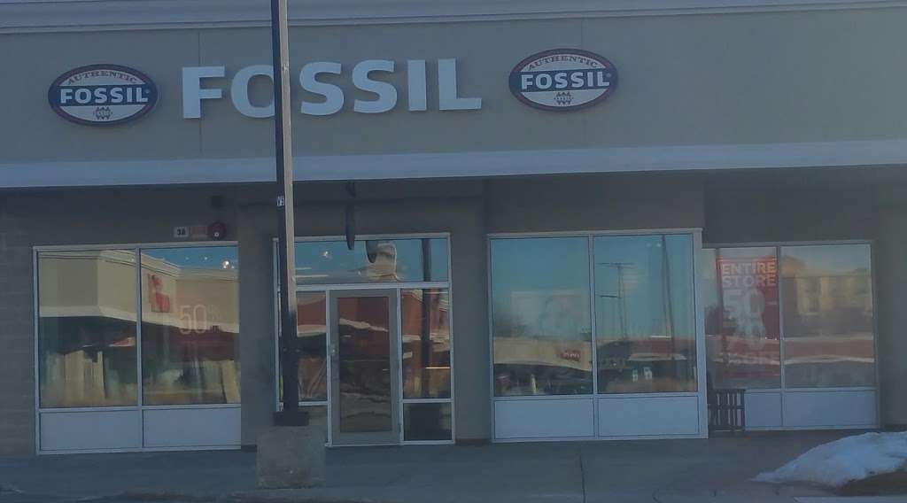 Fossil Store | 11211 120th Ave, Pleasant Prairie, WI 53158, USA | Phone: (262) 857-7100