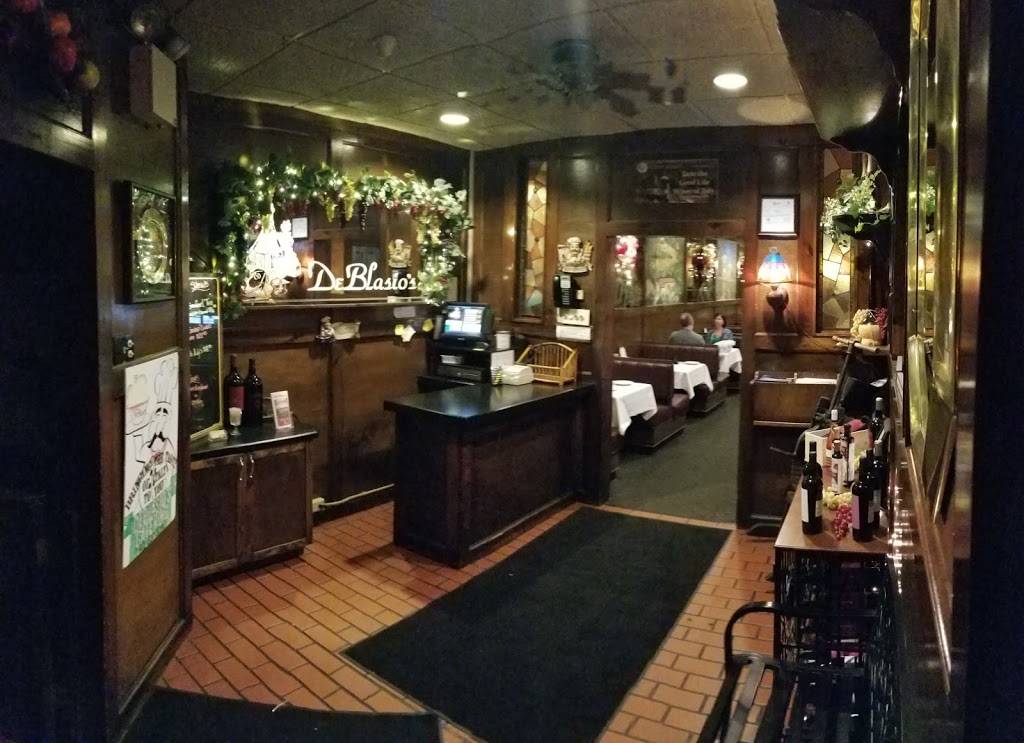 De Blasios Restaurant | 1717 Cochran Rd, Pittsburgh, PA 15220 | Phone: (412) 531-3040