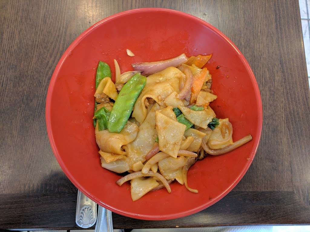 Hunan Cafe - Reston | 2254 Hunters Woods Plaza, Reston, VA 20191, USA | Phone: (703) 391-9813