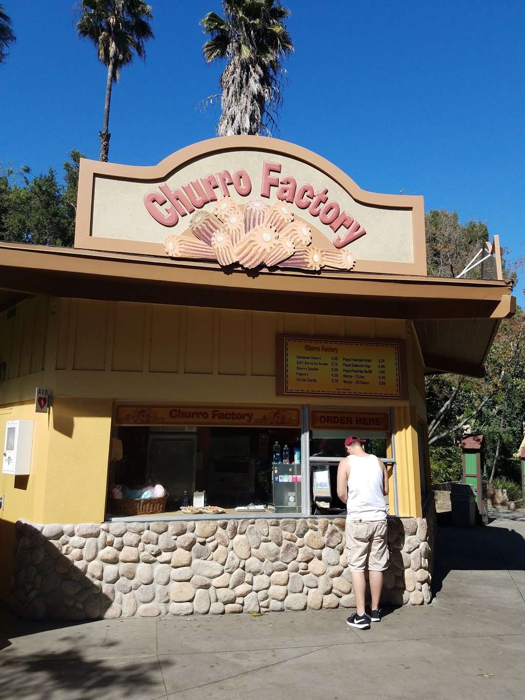 Churro Factory | 5333 Zoo Dr, Los Angeles, CA 90027, USA