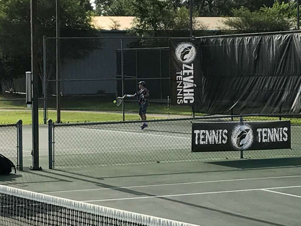 Zevahc Tennis System | 9415 Cypresswood Dr, Spring, TX 77379 | Phone: (281) 466-9238