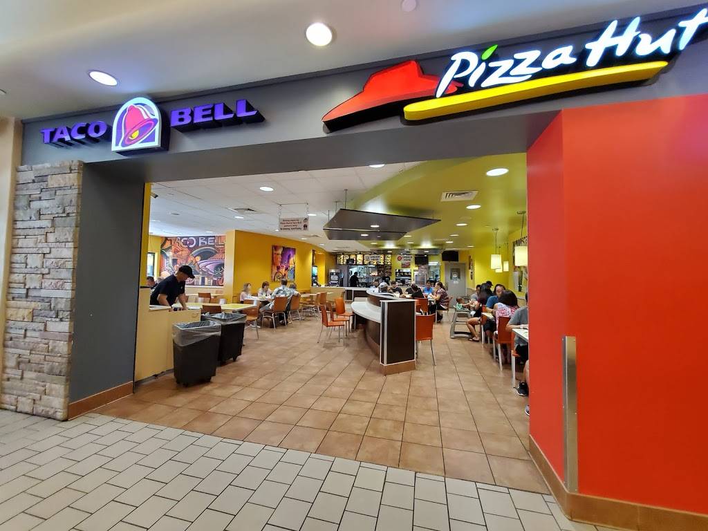 Pizza Hut | 4211 Waialae Ave, Mall, Honolulu, HI 96816, USA | Phone: (808) 643-1111