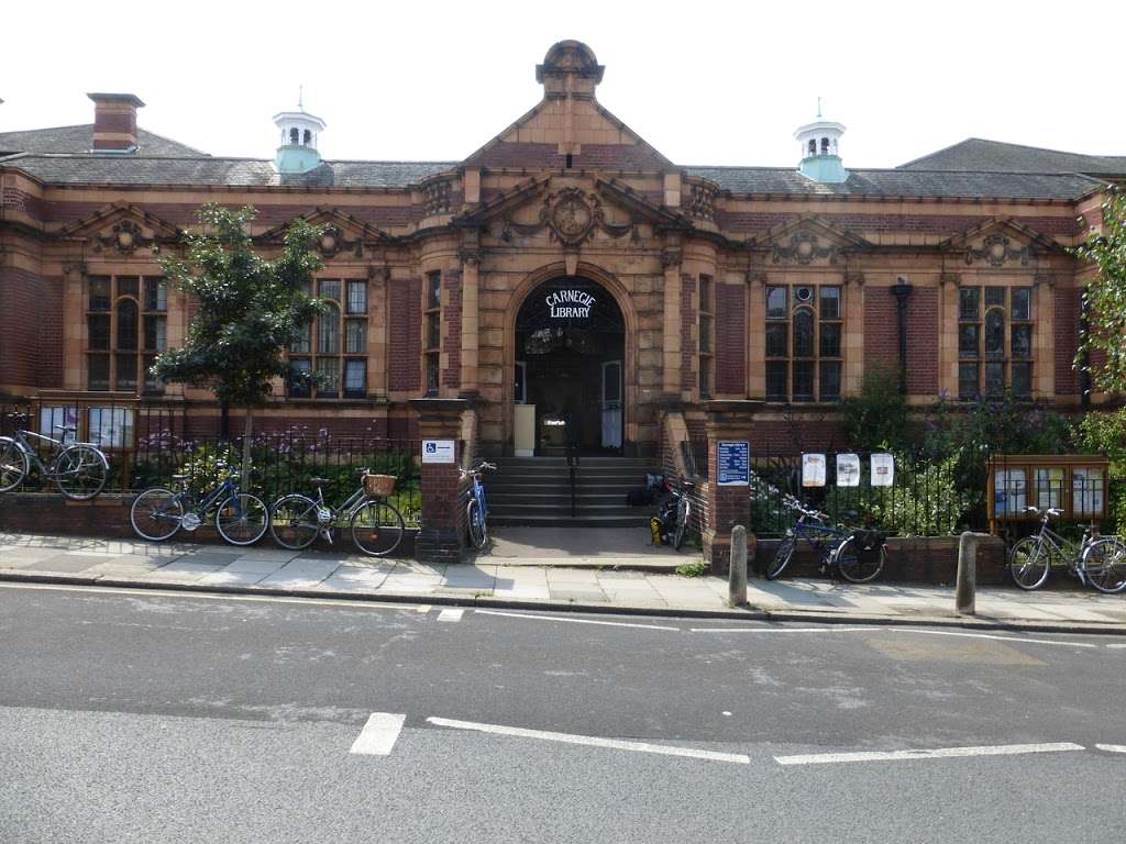 Carnegie Library | 188 Herne Hill Rd, Herne Hill, London SE24 0AG, UK | Phone: 020 7926 0750