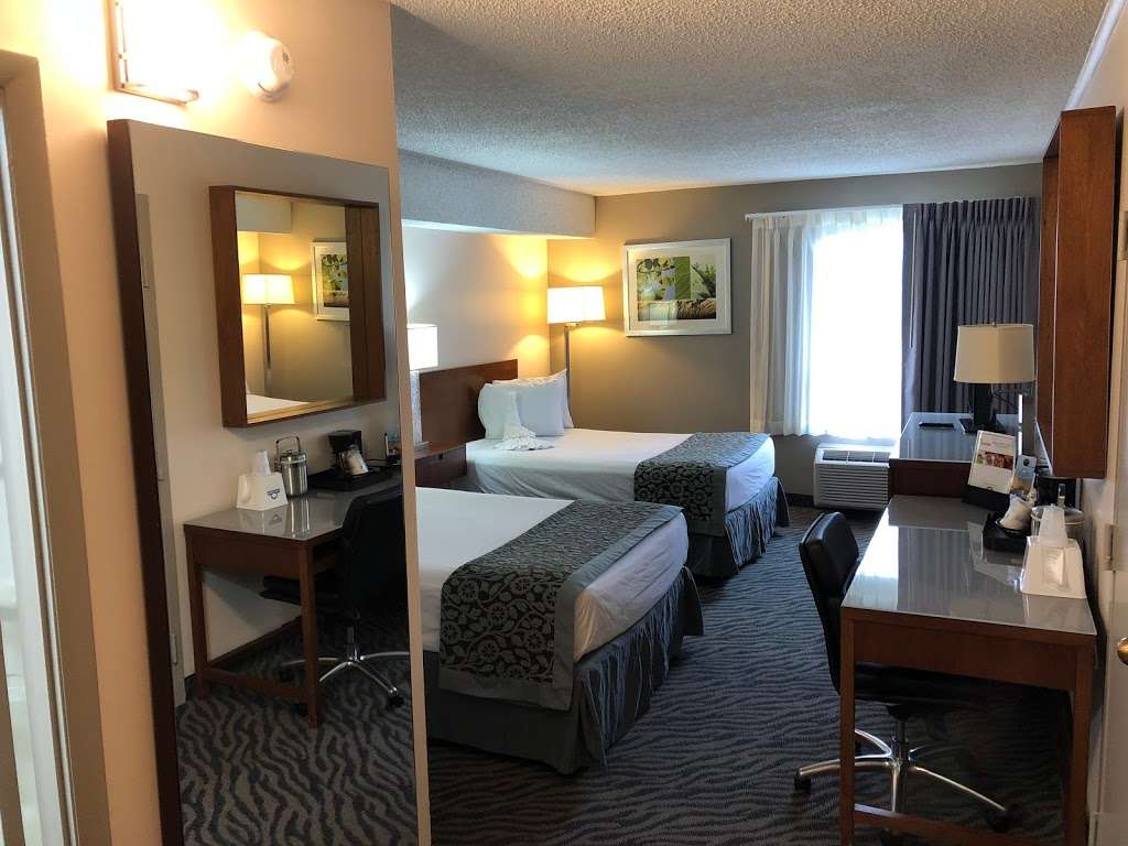 Days Inn by Wyndham Manassas Battlefield | 7249 New Market Ct, Manassas, VA 20109, USA | Phone: (703) 659-9023