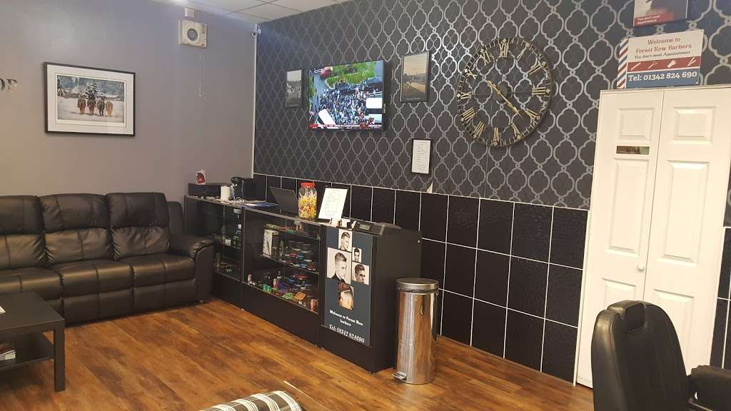 Forest Row Barbers | Unit 3, Ashdown Court, Lewes Rd, Forest Row RH18 5EZ, UK | Phone: 01342 824690