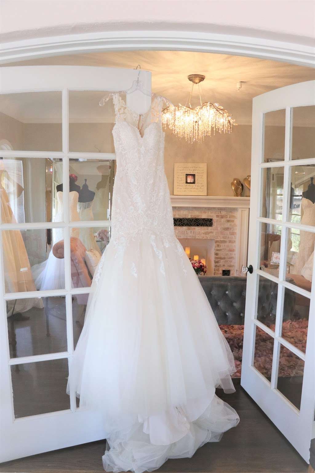 Uptown Bridal & Boutique | 1300 N McClintock Dr Building A, Chandler, AZ 85226, USA | Phone: (480) 242-9408