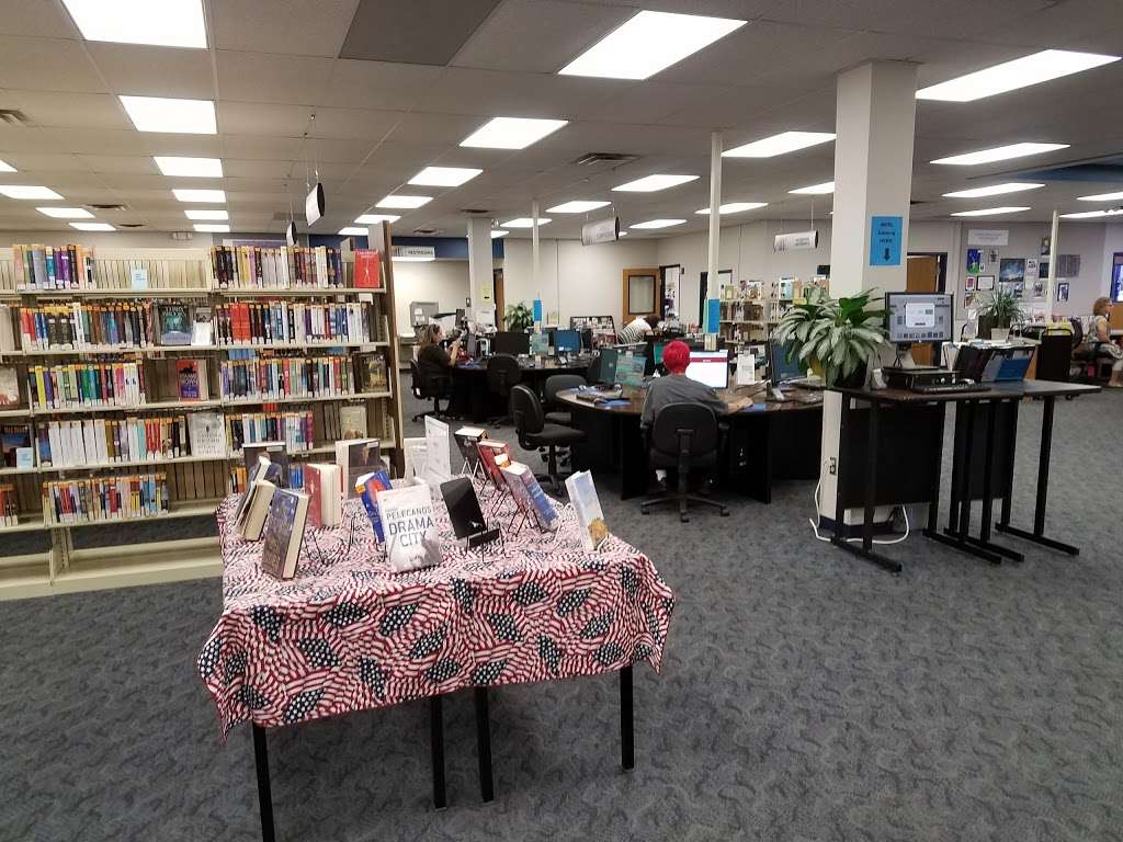 Mid-Continent Public Library - Kearney Branch | 100 S Platte Clay Way, Kearney, MO 64060, USA | Phone: (816) 628-5055