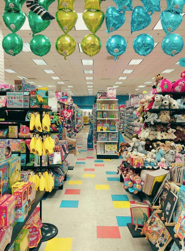 Diddams Amazing Party Stores | 1940 S EL Camino, San Mateo, CA 94403 | Phone: (650) 235-8448